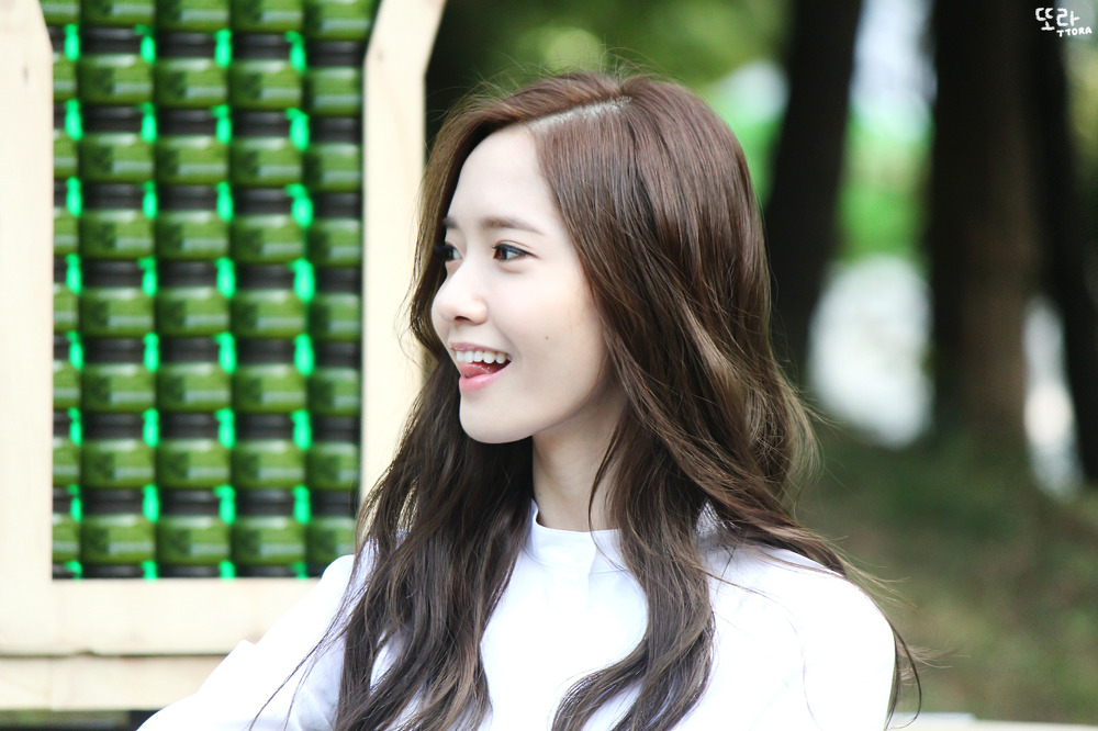 [PIC][27-09-2014]YoonA tham dự sự kiện “Innisfree PLAY GREEN Festival 2014” tại Seocho Culture & Arts Park vào chiều nay - Page 3 213BD53B5433BB5E146BB5