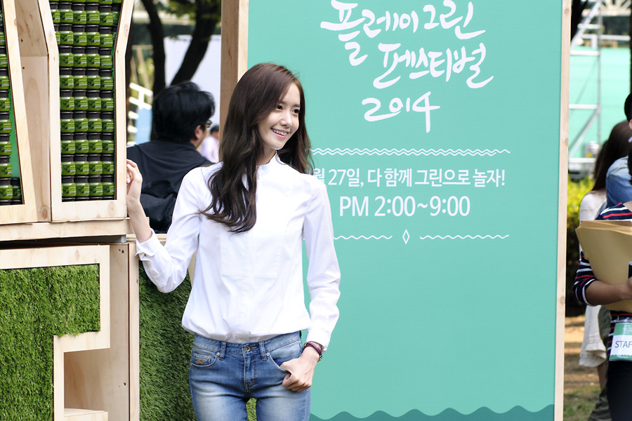 [PIC][27-09-2014]YoonA tham dự sự kiện “Innisfree PLAY GREEN Festival 2014” tại Seocho Culture & Arts Park vào chiều nay 2339344654272C170CD9BD