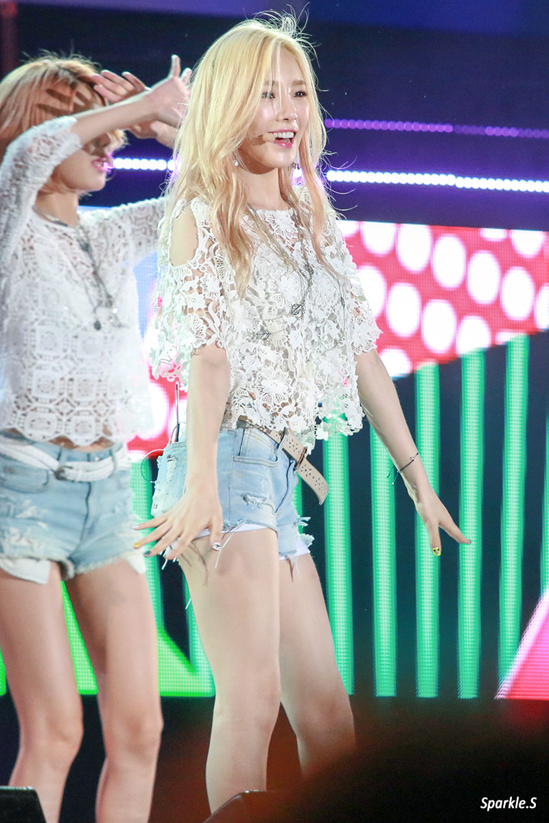 [PIC][27-07-2015]SNSD tham dự "MBC Music Core Summer Festival" tại Ulsan vào tối nay 256D504755B8FC2A351D5F