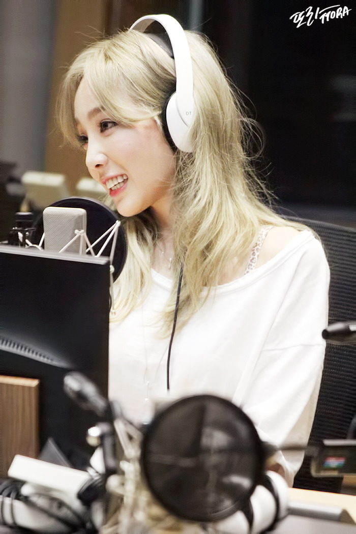 [OTHER][06-02-2015]Hình ảnh mới nhất từ DJ Sunny tại Radio MBC FM4U - "FM Date" - Page 31 265ECE4F5645C6212C8DD1