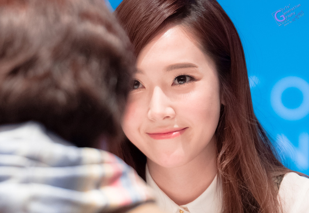 [PIC][01-12-2013]Jessica xuất hiện tại buổi fansign thứ 2 cho thương hiệu "STONEHENgE" vào trưa nay - Page 2 2725AD50529DFD802BACC9