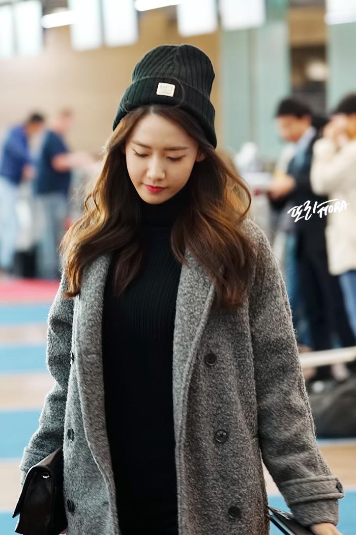[PIC][31-10-2015]YoonA khởi hành đi Đài Loan để tham dự Fansign cho thương hiệu "H:CONNECT" vào sáng nay - Page 6 27560842564742A81D0FB3