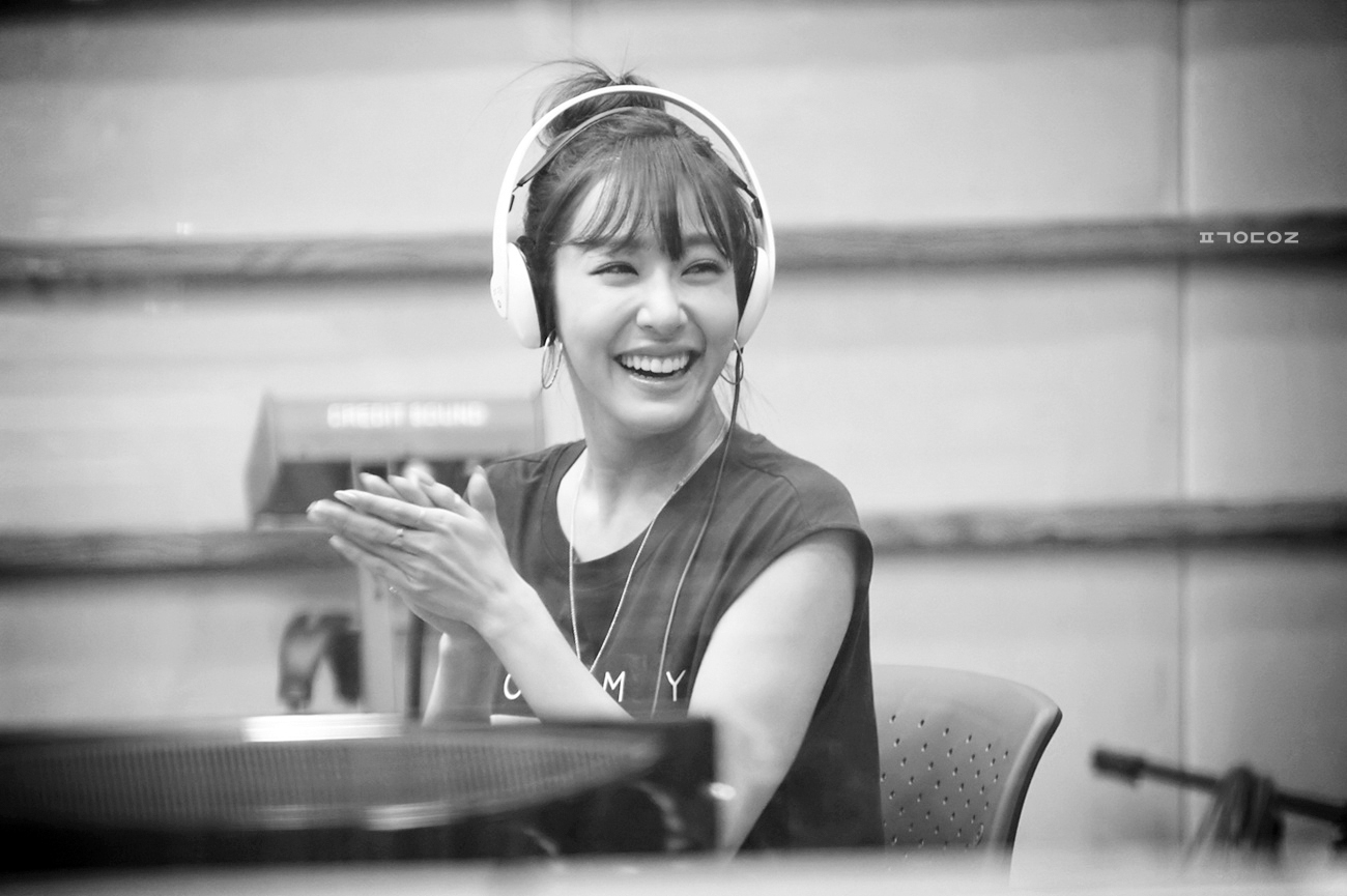 [PIC][17-05-2016]Tiffany xuất hiện tại “KBS Cool FM SUKIRA” vào tối nay - Page 2 271D194858A9A4290D71B0